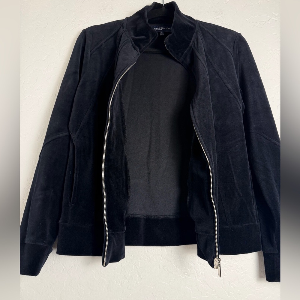 Jones New York Jacket Women Medium Velour Black Athletic Style Casual Daily Wear